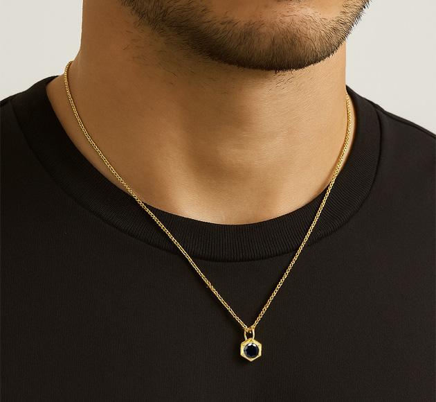 תליון זהב HEXAGLOW משובץ ביהלום שחור