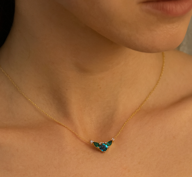 שרשרת ליבי,  זהב 14 קארט עם תליון יהלומים ואבן בלו טופז תורכיז 